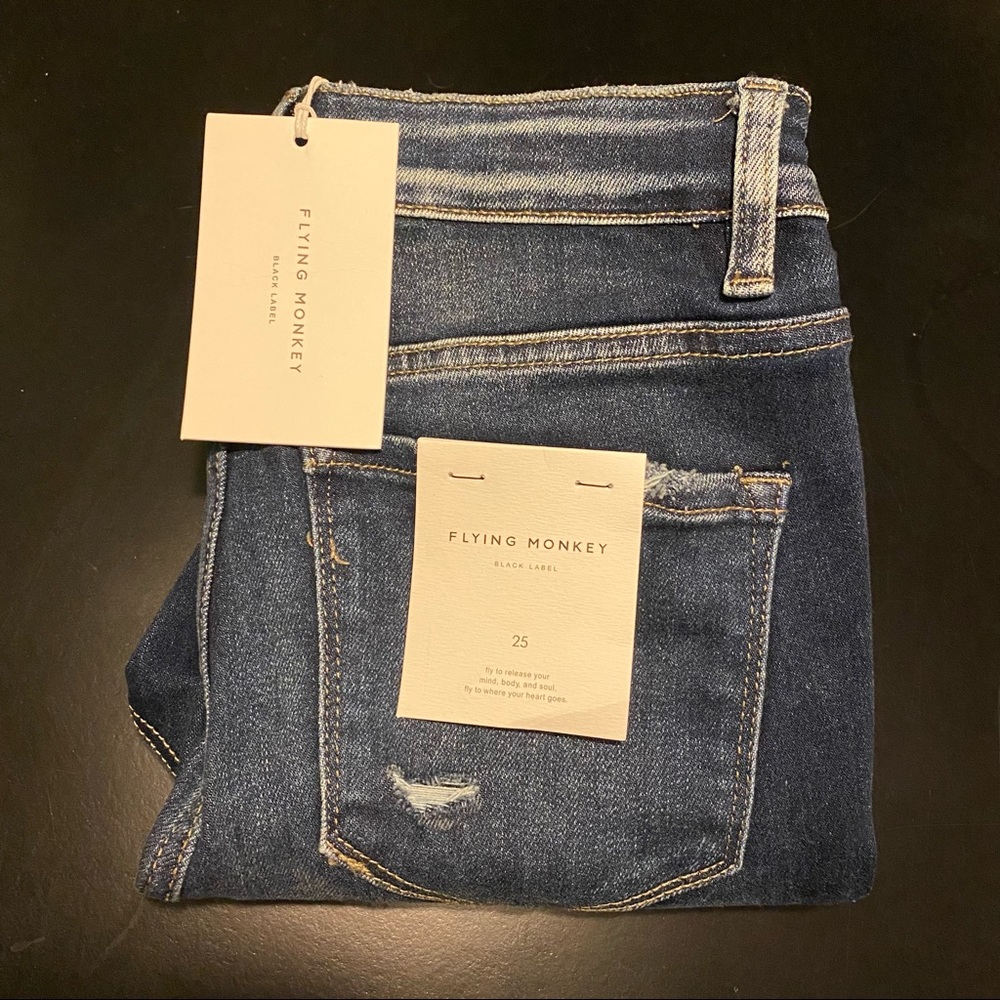Flying Monkey Catch the Breeze High Rise Crop Skinny Jeans Dark Blue Sox 25 BNWT